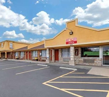 Econo Lodge Erlanger Eksteriør billede