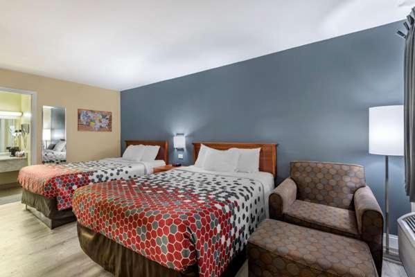 Econo Lodge Erlanger Eksteriør billede