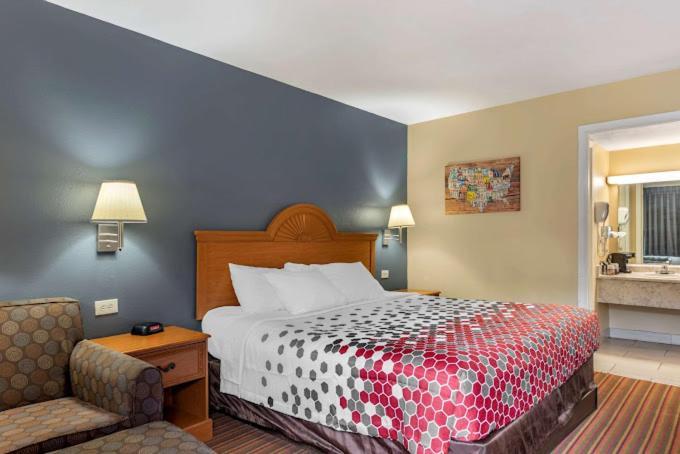 Econo Lodge Erlanger Eksteriør billede